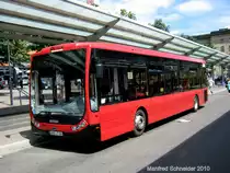 Das Foto zeigt einen Optare Bus in Saarbr�cken am Hauptbahnhof. Aufgenommen wurde das Foto am 31.07.2010.