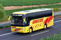 VanHool T 911  Graf Reisen  auf der A 61 bei Heimerzheim - 28.07.2010