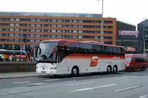 Mercedes O 580 am ZOB in Hannover am 08.08.2010