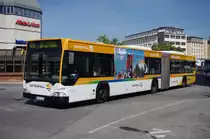 Hochbahn 7211 am 20.Juli 2010 am Bf.Altona