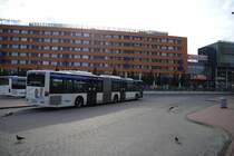 Mercedes Citaro 1, Gelenkbus am ZOB in Hannover, am 10.08.2010.