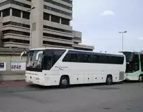 Mercedes Reisebus, am ZOB in Hannover am 10.08.2010.