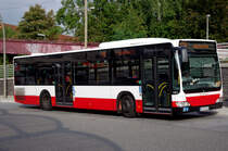Hochbahn 1001 am 11.August 2010 auf der Busanlage Poppenb�ttel