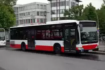 Hochbahn 1014 am 12.August 2010 auf der Busanlage Wandsbek Markt
