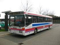 BS-CA 534 (Regionalbus Braunschweig GmbH) mit Werbung f�r die VGH Versicherungen im April 2010 am ZOB in Goslar. Die Werbung hat er mittlerweile wieder verloren.