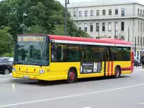 Der Heuliez GX 327 Nr 322 am mulhouser Bahnhof am 30/08/10.