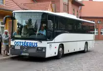 Mercedes-Benz O 550 (Integro) auf der Linie 280 nach Usedom am Bahnhof Seebad Heringsdorf.