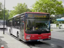 MAN NL 283 (Wagennummer 7506, Kfz-Kennzeichen D-NM 7506, Baujahr 2007) der Rheinbahn AG Düsseldorf. Der Bus ist im Einsatz als Linie 727, zwischen Düsseldorf-Reisholz(S) und Düsseldorf, Südpark. Aufgenommen am 30.08.2010. Ort: Düsseldorf-Reisholz(S).