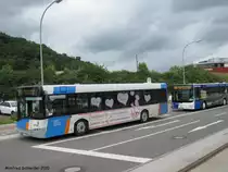 Solaris Urbino am R�merkastel in Saarbr�cken. Der Bus geh�rt der Firma Baron Reisen.
