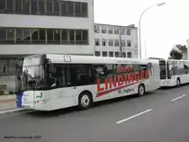 Solaris Urbino am R�merkastel in Saarbr�cken. Der Bus geh�rt der Firma Baron Reisen.