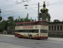 MAN Doppelstockbus der Stadtrundfahrt vor dem Dresdner Zwinger.02.09.07.
