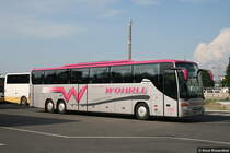 Ein Setra 417 GT-HD von Whrle am Berliner Hauptbahnhof