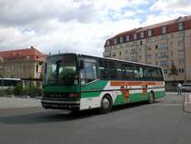 Setra S 200er-Serie auf der Linie 196 am Hauptbahnhof.