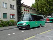 Mercedes Citystar mit der Betriebsnummer 865 verlsst die Haltestelle Habermatten und fhrt Richtung Bahnhof Niederholz. Die Aufnahme stammt vom 17.08.2010.