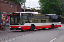 Hochbahn 1013 am 3.September 2010 am U/S Bf. Barmbek.