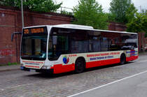 Hochbahn 2815 am 3.September 2010 am U/S Bf. Barmbek.