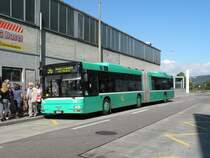 MAN Bus mit der Betriebsnummer 770 an der Haltestelle Dreispitz auf der Linie 36.Die aufnahme stammt vom 04.09.2010

