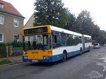 Mercedes-Benz O 405 N (Niederflur-Stadtversion) auf der Linie 72 nach Paunsdorf nahe der Haltestelle Dr.-Wilhem-Klz-Strae.