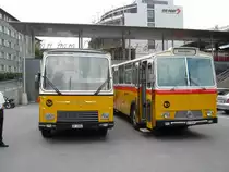 FBW und Saurer Postauto vor dem Bahnhof in Chur, 04.09.2010.
