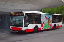 Hochbahn 2727 am 4.September 2010 am S Bf.Poppenb�ttel
