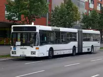 Mercedes-Benz O 405 N (Niederflur-Stadtversion) als SEV f�r die Stra�enbahnlinien M5,M6 und M8 zwischen Hohensch�nhausen Oderbruchstra�e und Friedrichshain Landsberger Allee/Petersburger Stra�e.