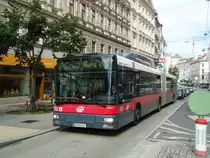 Wiener Linien Nr. 8252/W 1644 LO Gr�f&Stift am 9. August 2010 Wien, Weyrgasse
