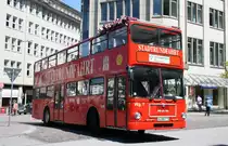 Hamburg Stadtrundfahrt (HH MM 3779).
Hamburg Rathausmarkt, 17.6.2010.