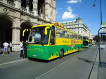 Elite Tours, Wien W 5296 MW Temsa am 9. August 2010 Wien-K�rntner Ring, Oper