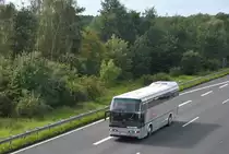 Ein Neoplan Reissebus, auf der A2, am 19.09.2010