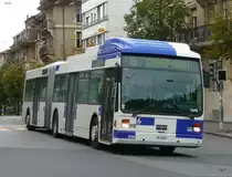 TL - VanHool Bus Nr.554  VD 1569 unterwegs auf der Linie 8 in Lausanne am 09.09.2010