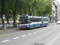 Mercedes O405G beim Helvetiaplatz am 9.9.07. ANl�sslich des Knabenschiessens in Z�rich-Albisg�etli. War auf der Buslinie 32 ein gr�sseres Fahrgastaufkommen zu erwarten. Daher wurden die altehrw�rdigen Hochflur-405er ausgegraben. Und fuhren die Zusatzkurse zwischen Strassenverkehrsamt und Helvetiaplatz.