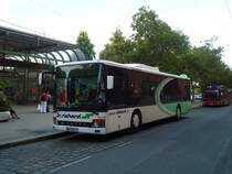 Dr. Richard Nr. R4218/W 2062 LO Setra am 9. August 2010 Wien-Heiligenstadt, Bahnhof