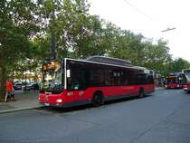 Wiener Linien Nr. 8671/W 1971 LO MAN am 9. August 2010 Wien-Heiligenstadt, Bahnhof