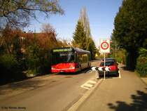 Solaris Nr. 206 am 14.4.07 auf der Linie 10 zwischen den Haltestellen Geissacker und Oberes B�ehl.