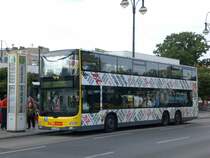 MAN Lion's City DD (Doppelstock) auf der Linie M21 nach S+U Bahnhof Jungfernheide am U-Bahnhof Kurt-Schumacher-Platz.