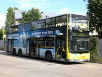 MAN Lion's City DD (Doppelstock) auf der Linie 125 nach Frohnau Invalidensiedlung am U-Bahnhof Kurt-Schumacher-Platz.