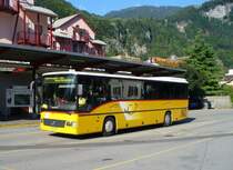 Mercedes Integro / BE 416769 - Postbus zum Sustenpass bei der Haltestelle vor dem Bahnhof in Meiringen am 04.08.2007