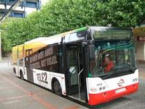 Bogestra Neoplan Wagen 0006 , als Linie 336 von Bochum Hbf/Bbf.
nach Dortmund-L�tgendortmund,mit Werbung TELE2 .(18.09.2007)