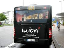 Citaro Bus mit neuer Werbung an der Haltestelle Saarbrcken Wilhelm Heinrich Brcke. Das Bild habe ich am 02.10.2010 gemacht.