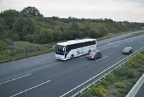 Reisebus auf der A2, bei Lehrte, am 02.10.2010