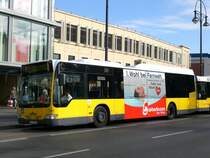 Mercedes-Benz O 530 LE  (Citaro) auf der Linie 221 nach Mrkisches Viertel Bernhauser Ring am U-Bahnhof Kurt-Schumacher-Platz.