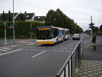 Ein Mainzer MAN Gelenkbus in Hechtsheim am 02.10.10