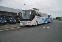 Ein Setra 411 in Lehrte am 02.10.2010