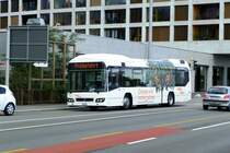 Seit wenigen Tagen fhrt in Solothurn ein Volvo 7700-Hybridbus. Seine ersten Einstze fr die ffentlichkeit waren kurze Proberundfahrten fr die Herbstmesse. Der Wagen mit Nr. 83 (SO 148'783) ist am 26.9.2010 am Bahnhof zu sehen. 