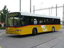 VOLVO-Hess - BE 538118 /  Regio Postbus nach L�scherz BTI via Erlach in der Haltestelle beim Bahnhof in INS am 17.09.2007