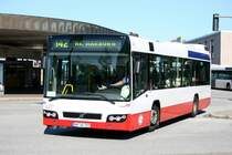 SBG 8281 (HH SE 797).
Hamburg Harburg ZOB, 17.6.2010.