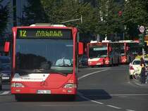 Linie 12(M O530G) zum Elisenbrunn bei der Einfahrt ihrer Endstation mit Wagen Nr. 152. Dahinter n�hern sich noch linie 33(M O530) u. 2.(M O530G). 22.09.07