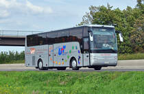VanHool T 915 Reisebus auf der A61 bei Miel - 23.09.2010