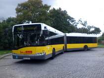 Solaris Urbino auf der Linie M44 nach S+U Bahnhof Hermannstrae an der Haltestelle Stuthirtenweg.