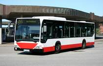Hochbahn 2414 (HH HN 2414).
Hamburg Harburg ZOB, 17.6.2010.